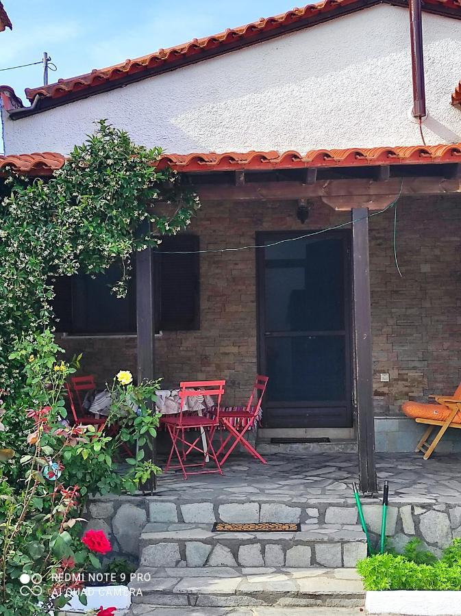 Вилла Detached House In Sykia Экстерьер фото